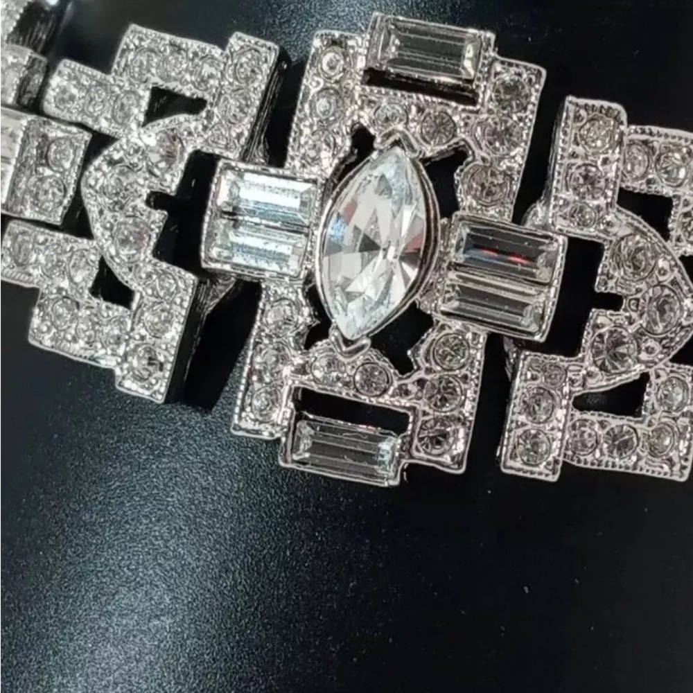 Kenneth Jay Lane Rninestone Bracelet - Picture 4 of 5